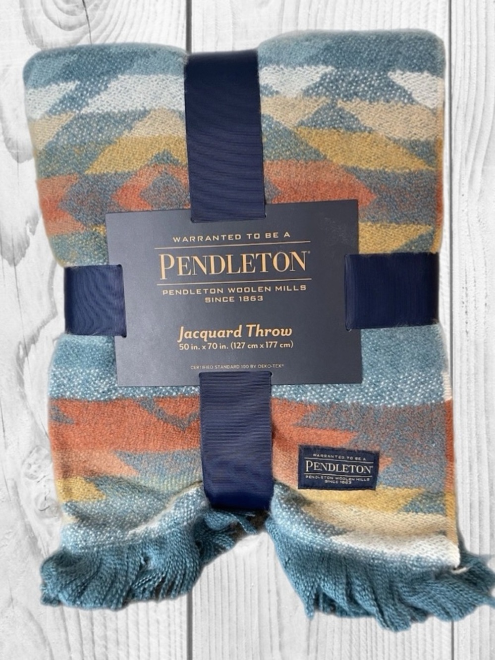 Pendleton Jacquard Throw 50" x 70" Fringed 100% Polyester New With Tags